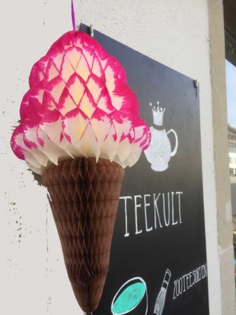 Glace