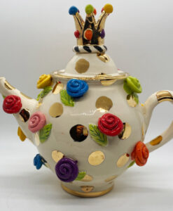 MaryRoseYoung_Teapot_roses