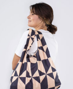 Medium_Bag_Coffee_on_shoulders