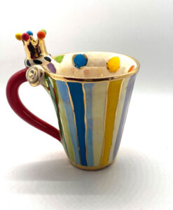 Mug_Mary_rose_young_lustredstripesandcrown