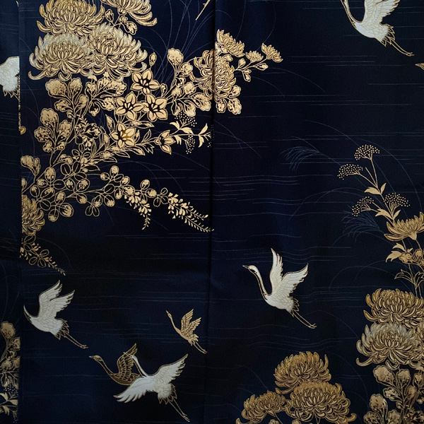 Yukata_Kranich_dunkelblau_schwarz